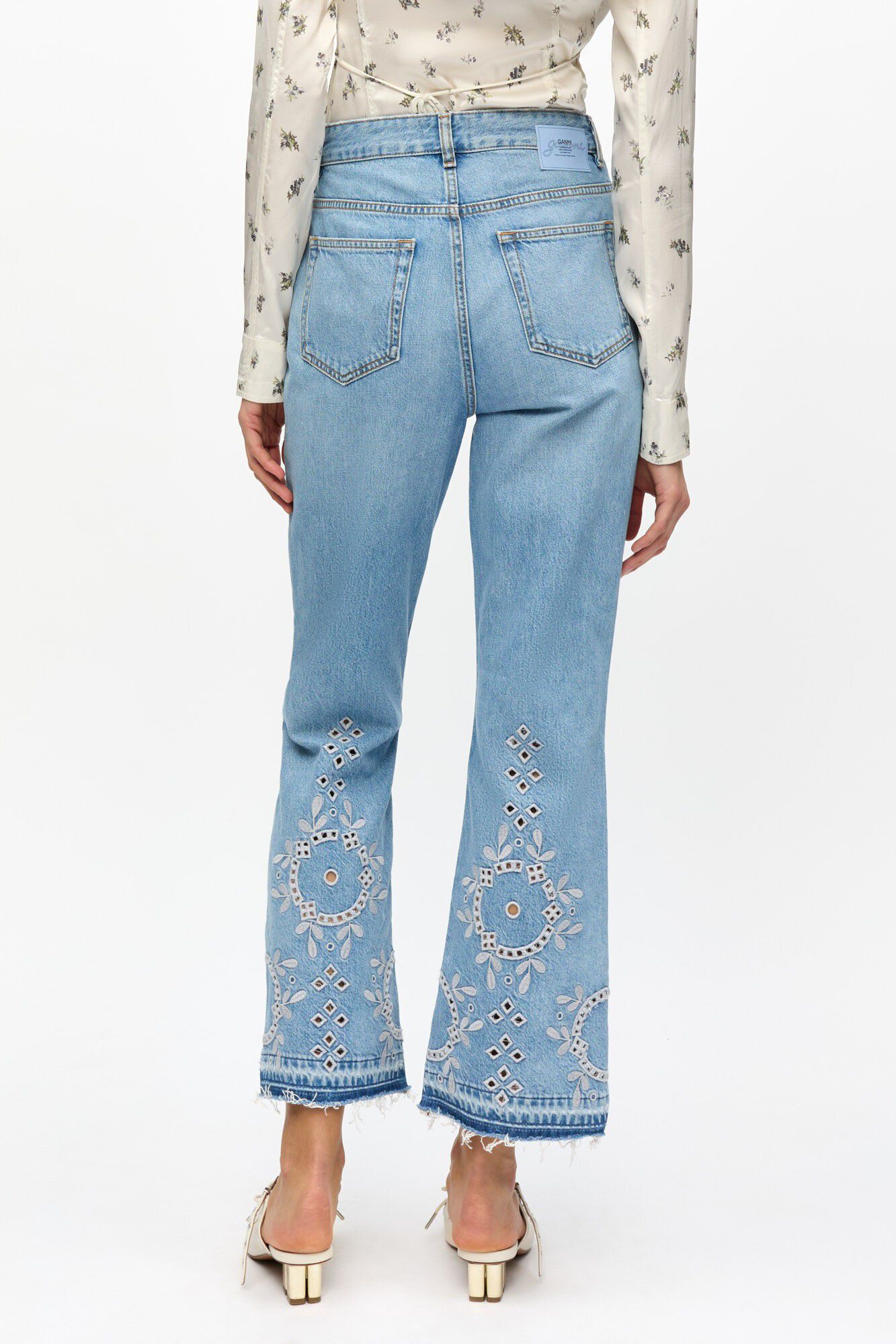 Broderie Anglaise Denim Betzy Cropp