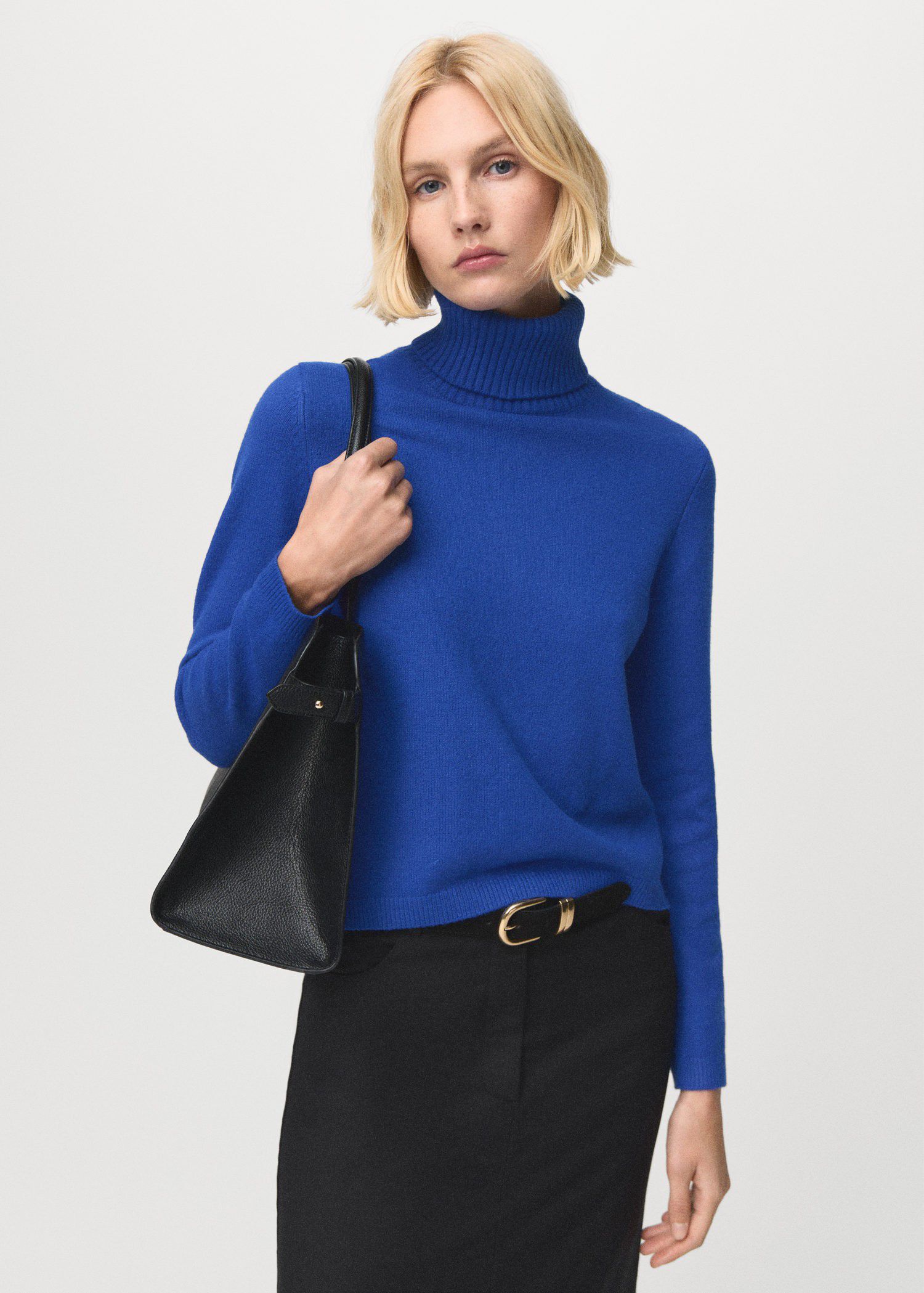 Turtleneck knitted sweater