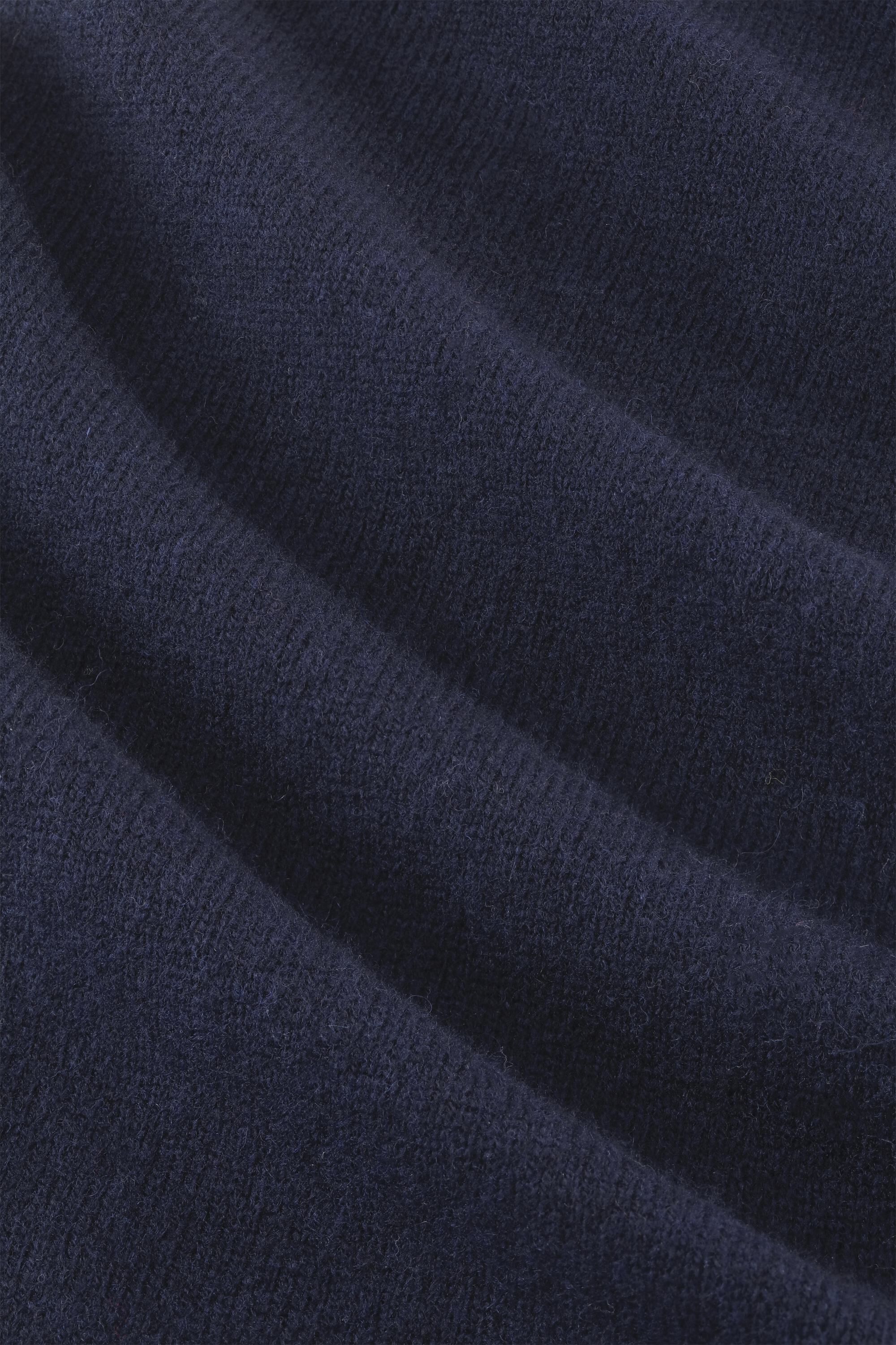 Triangle Scarf 6623
