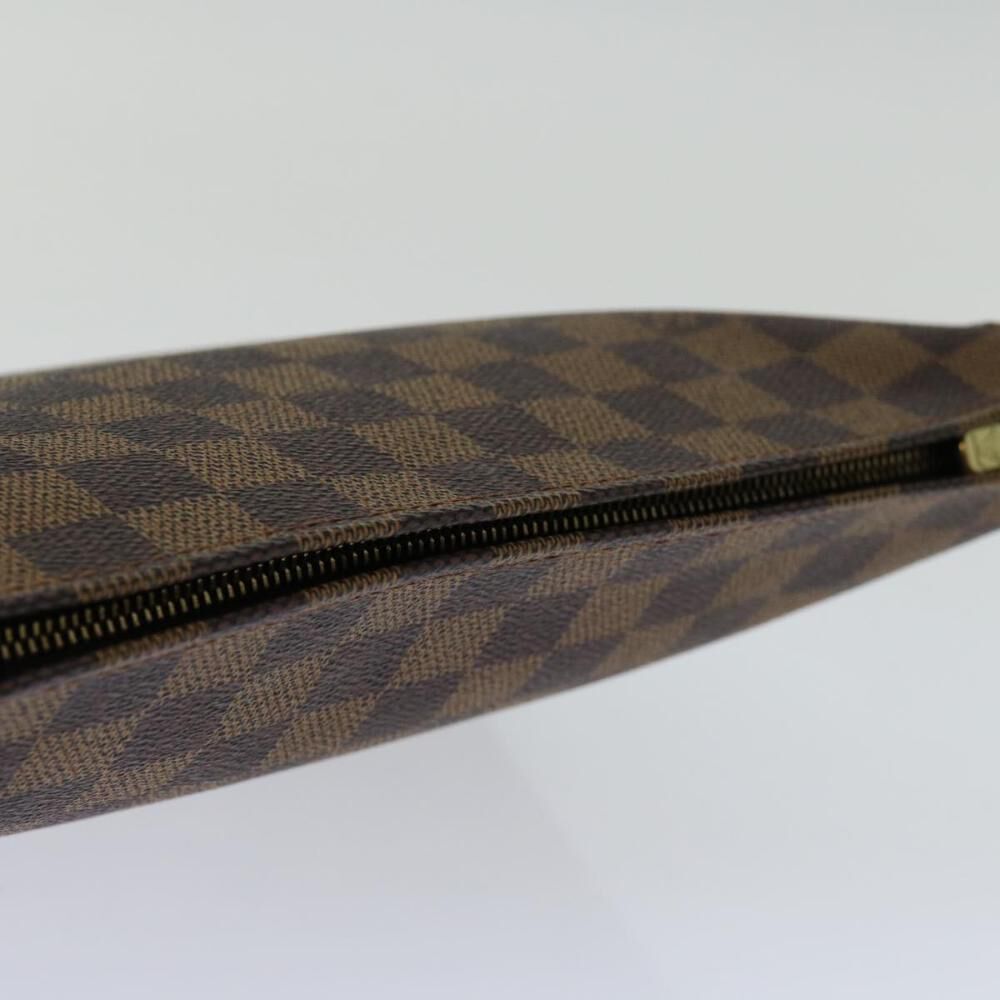 Louis Vuitton Poche Toilette