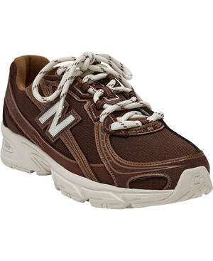 New Balance 740
