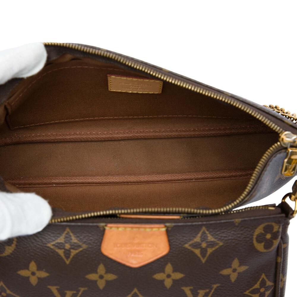 Louis Vuitton Pochette Accessoires