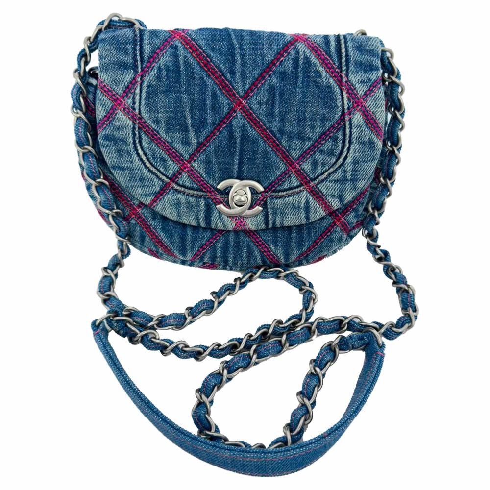 Chanel Messenger Bag