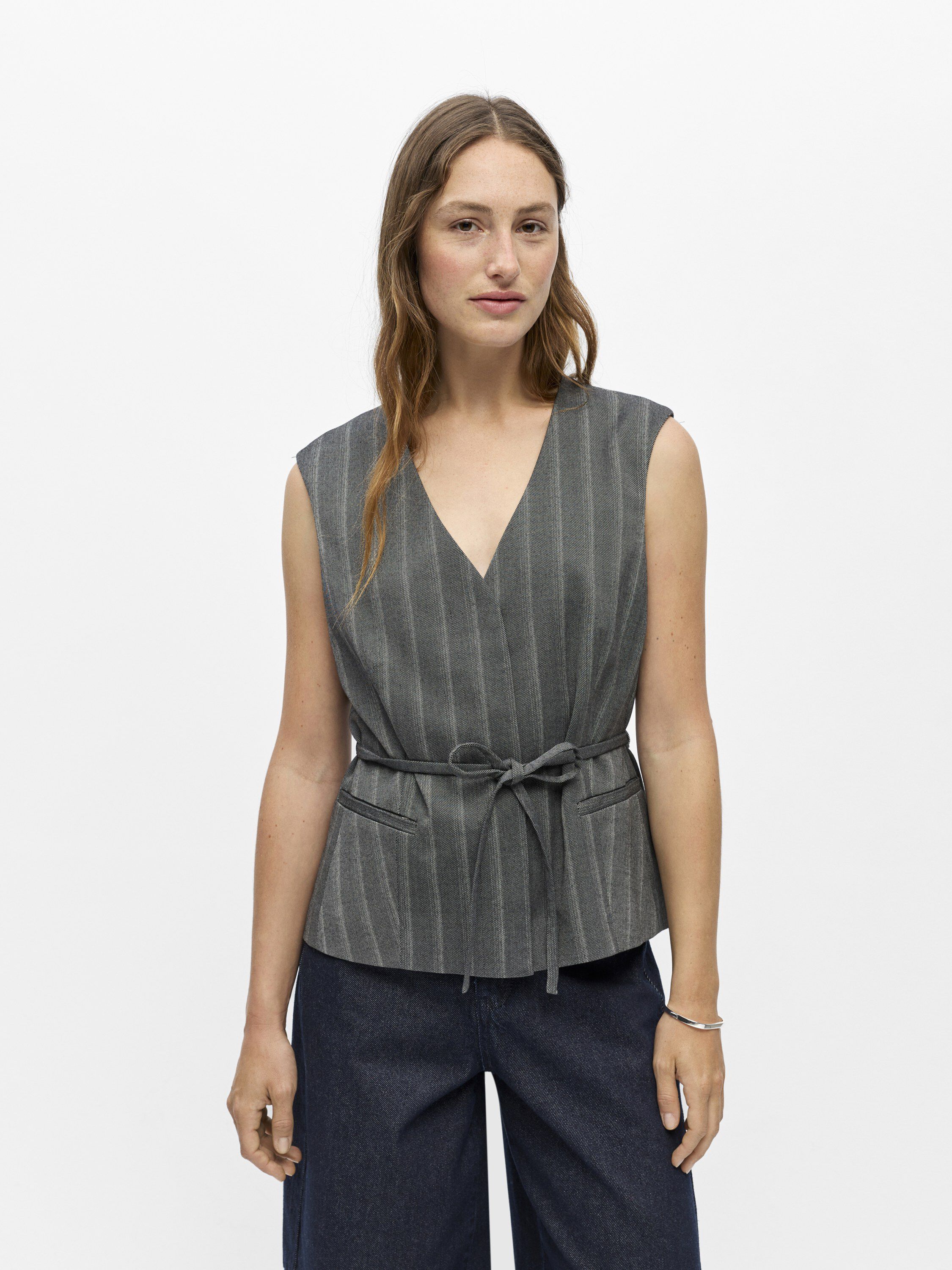 Objlisa Re Tie Waistcoat Aop Noos