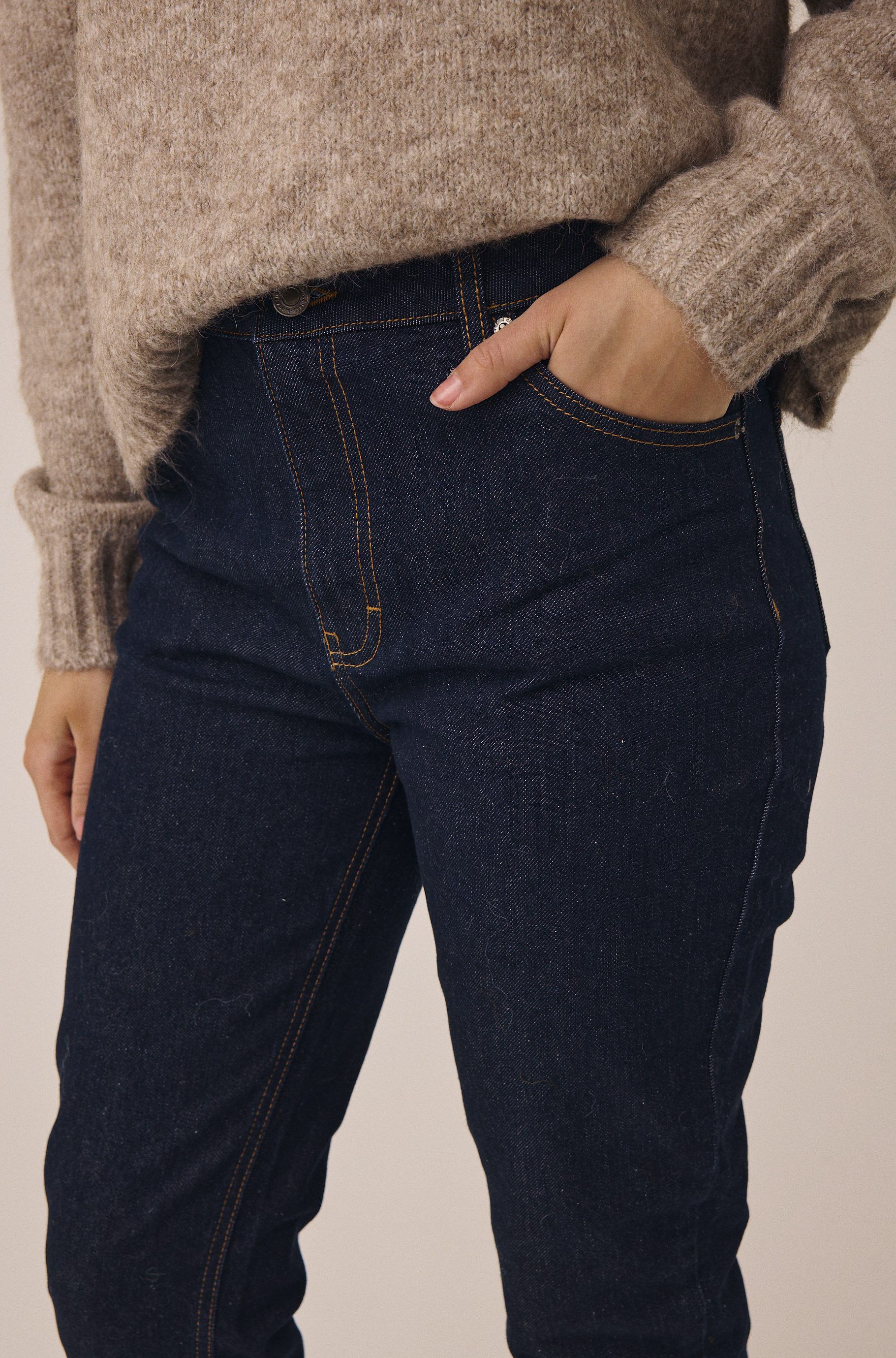 Cleo M129 Slim fit