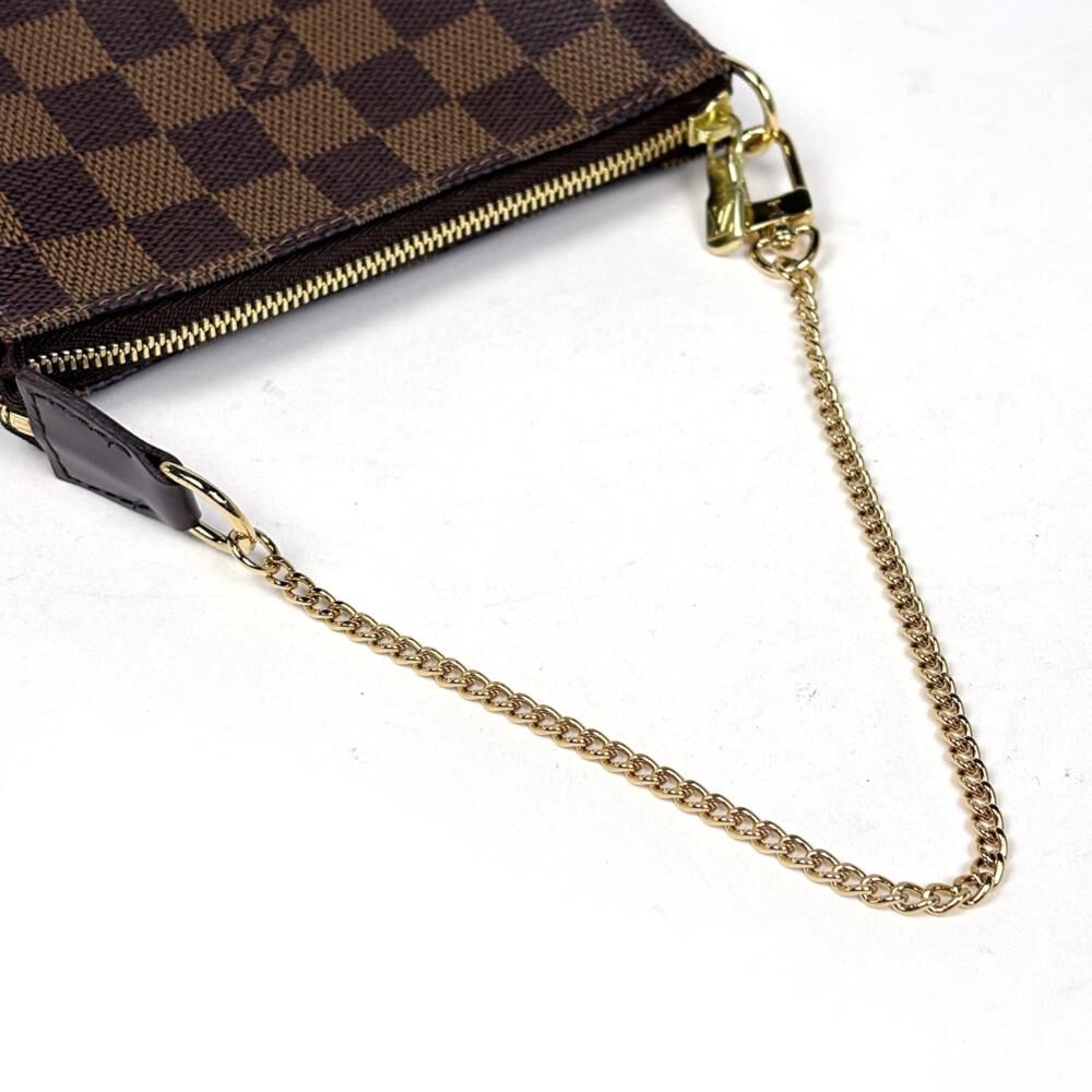 Louis Vuitton Pochette Accessoires