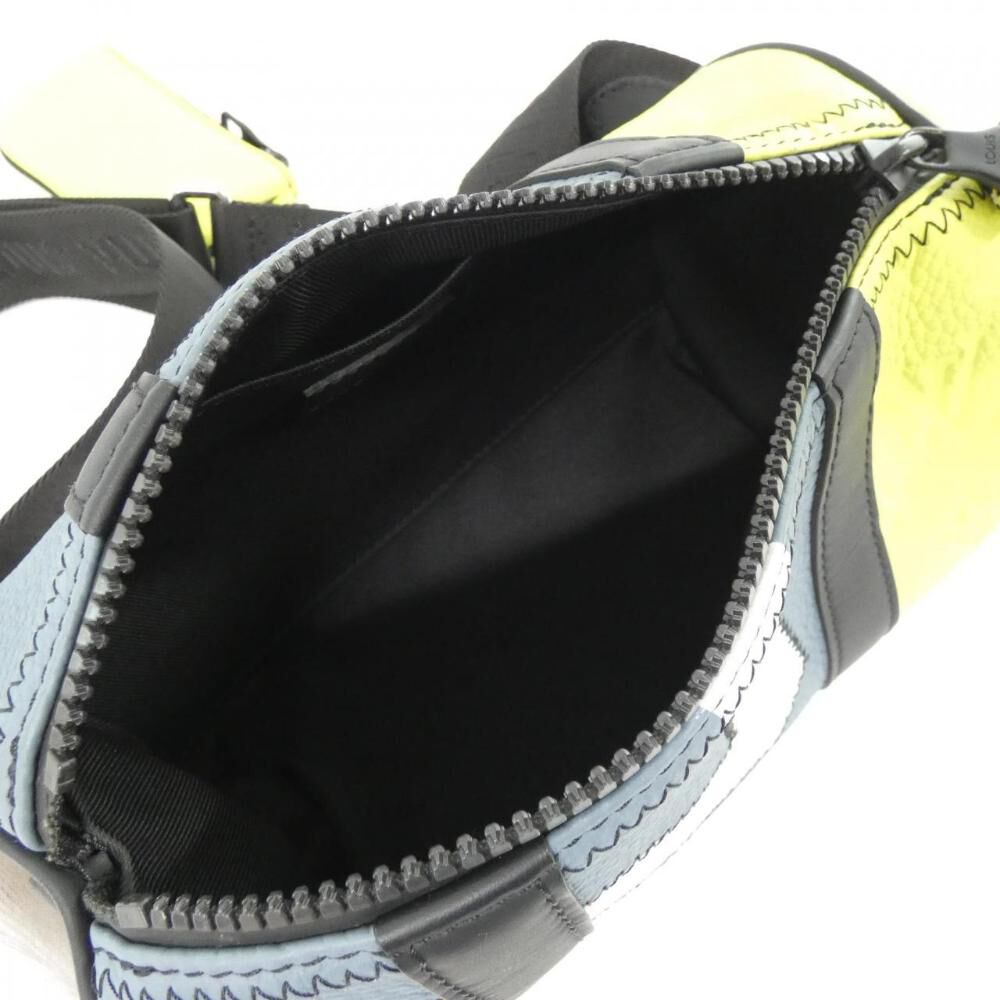 Louis Vuitton Shoulder Bags