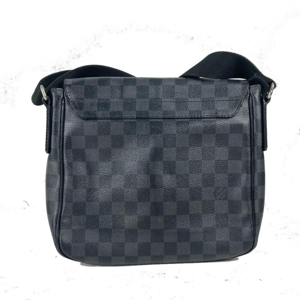 Louis Vuitton Messenger