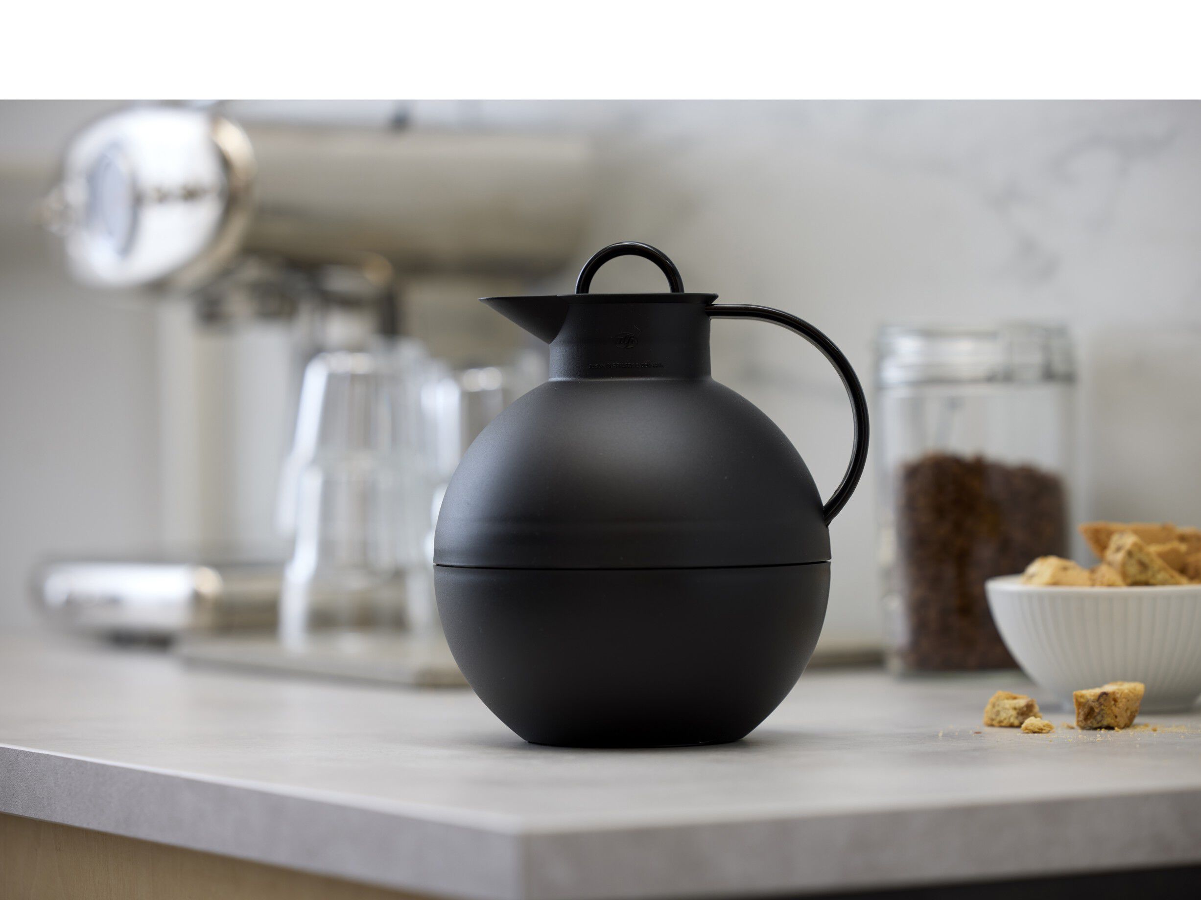 Termoskanna Kulan 0,94 liter Frost svart