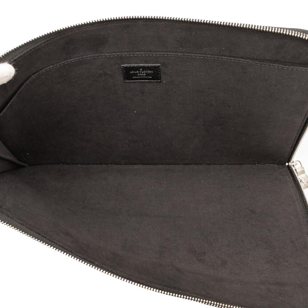 Louis Vuitton Clutch