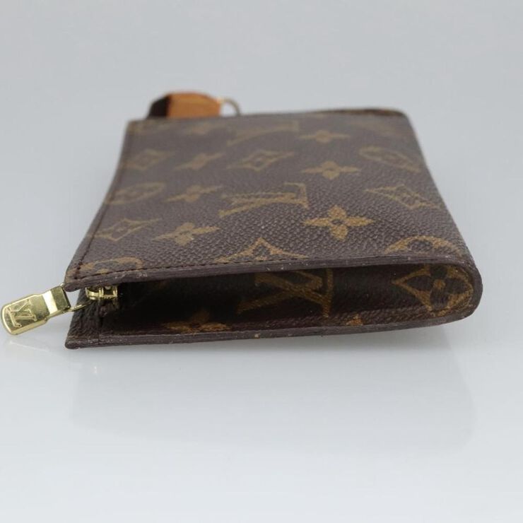 Louis Vuitton Pouch
