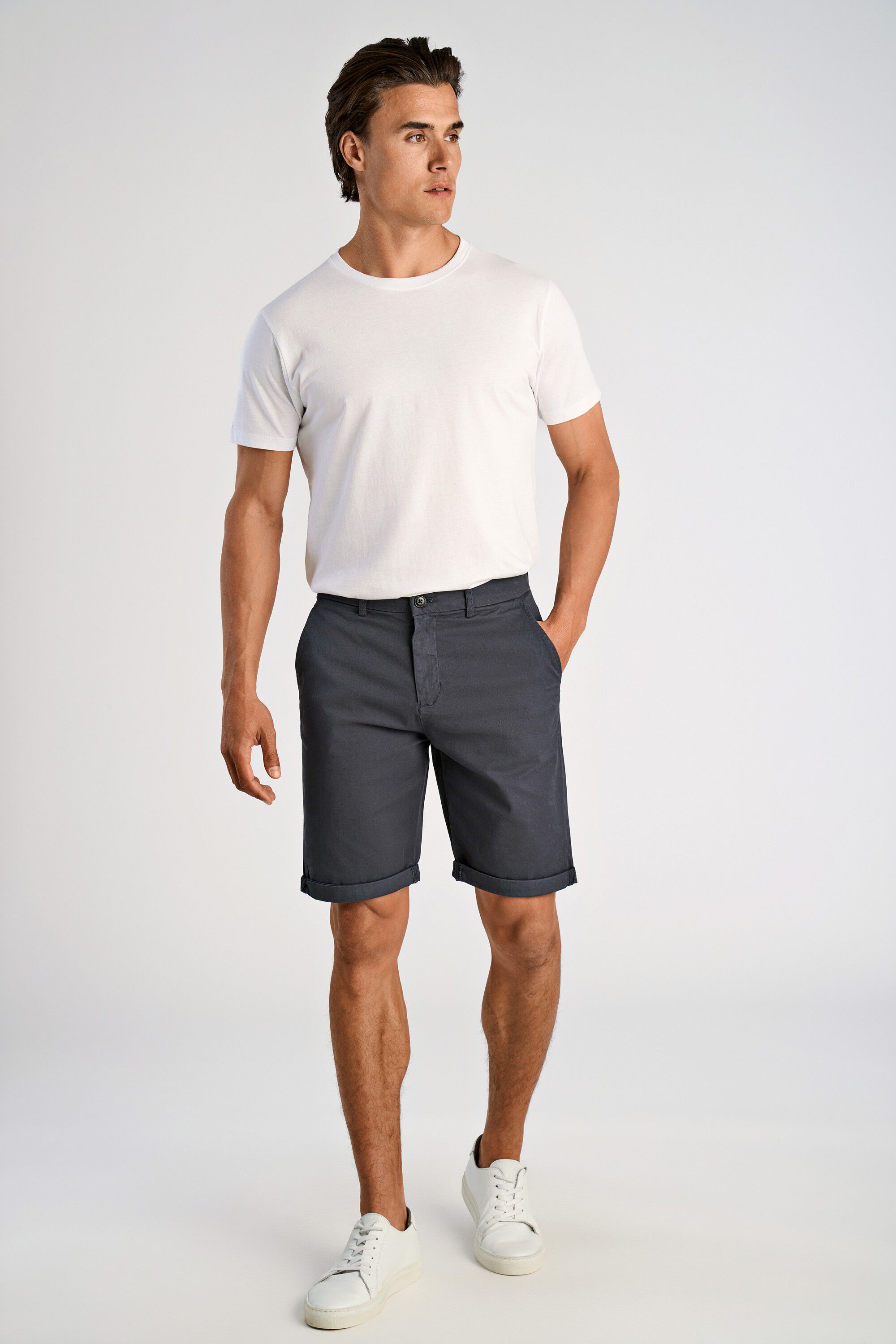 Superflex chino shorts