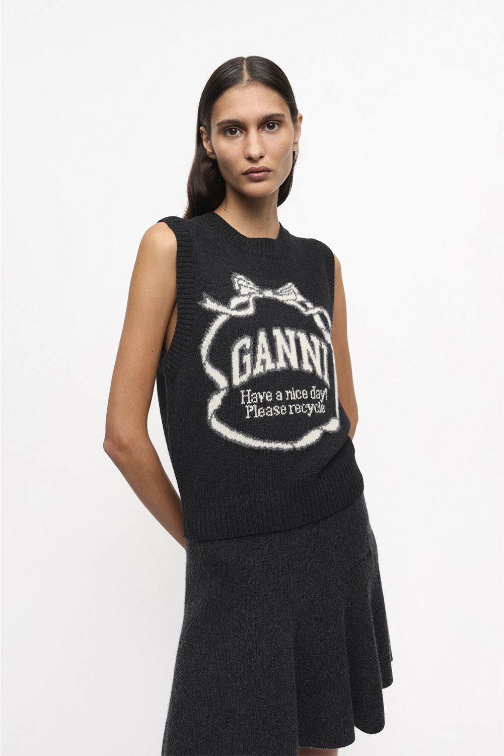 Graphic Wool Mix Bow Vest