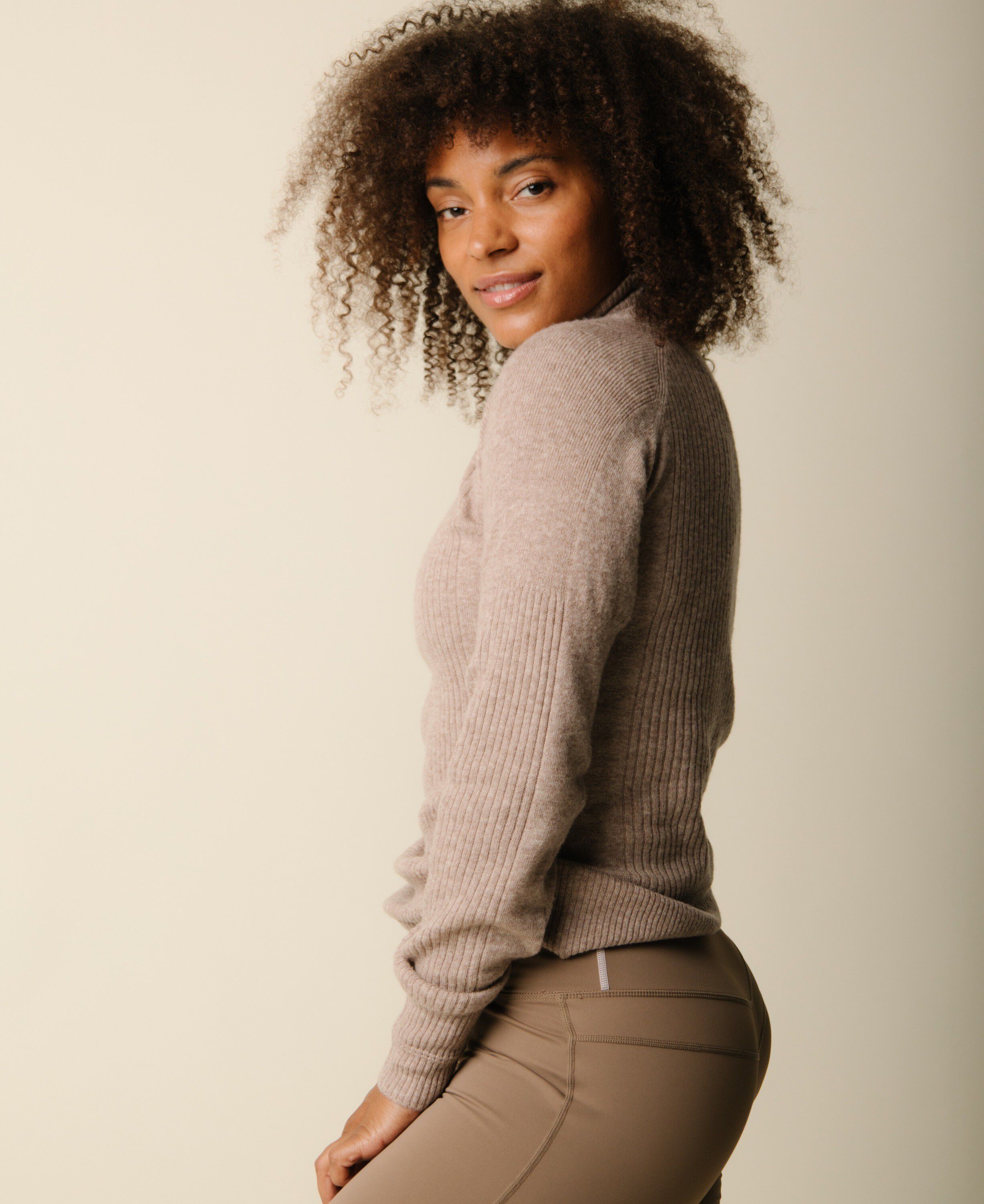 Vilda turtleneck cashmere blend sweater - Hazel