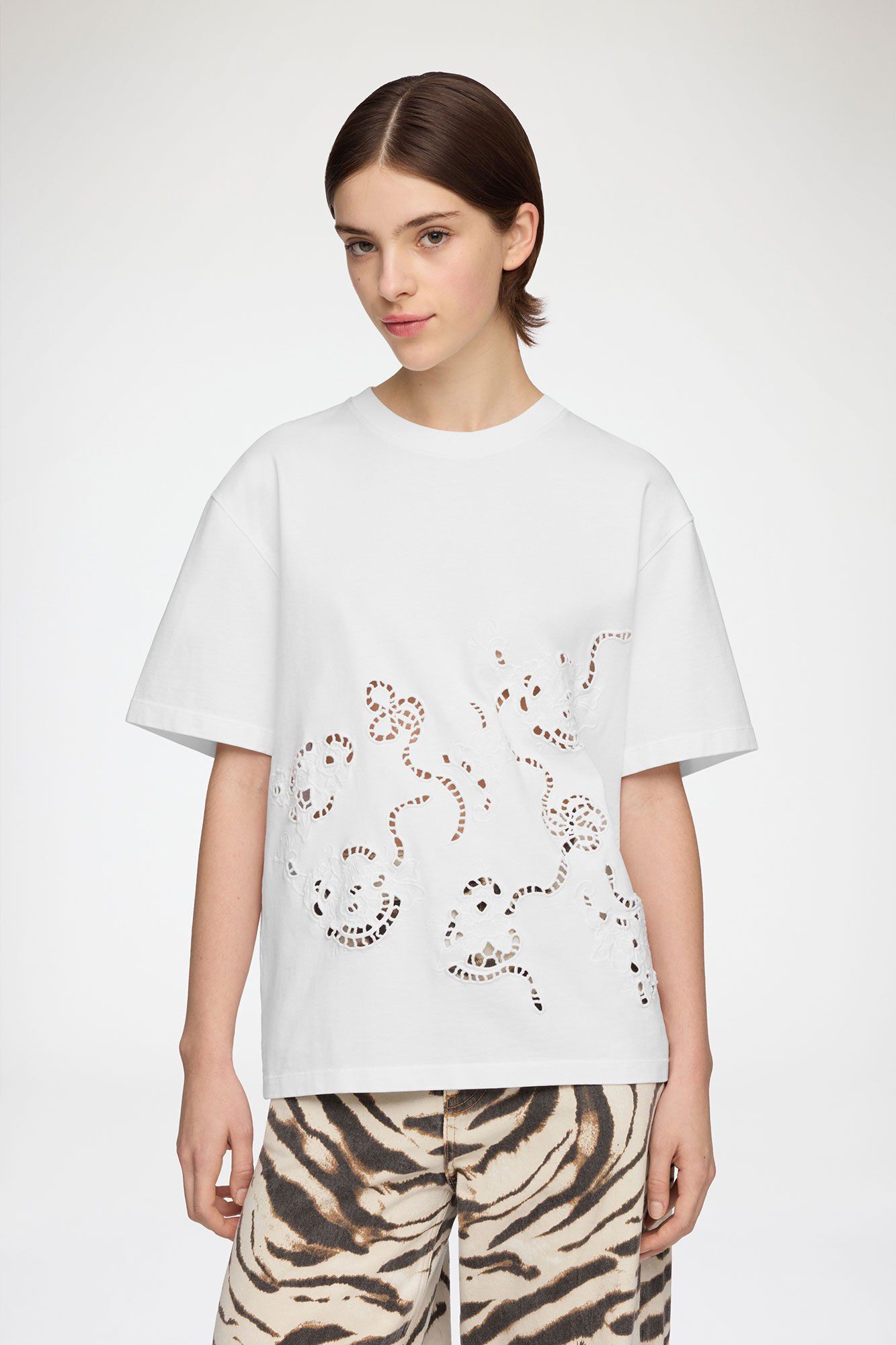 Heavy cotton Jersey Embroidery Angl
