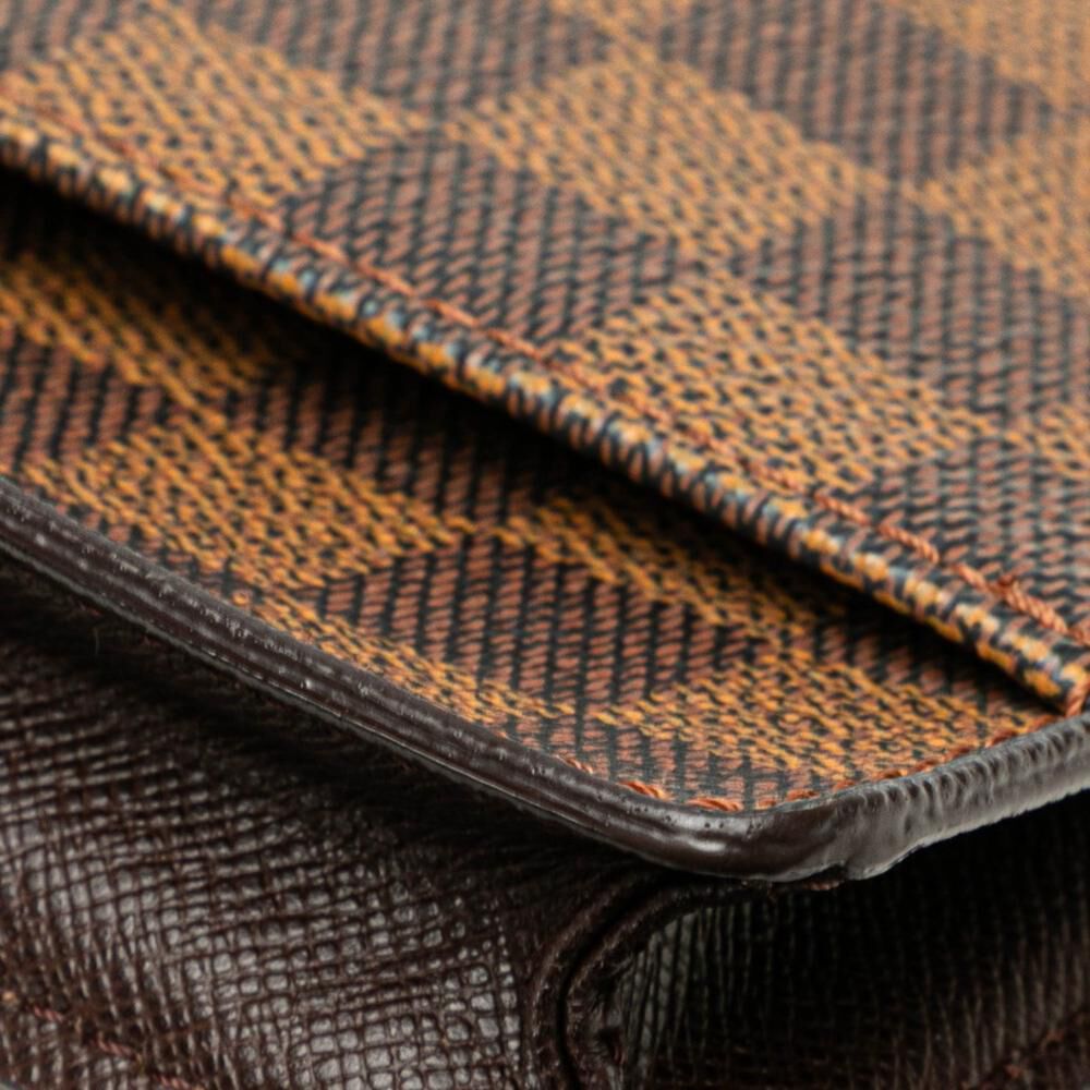 Louis Vuitton Crossbody Bag