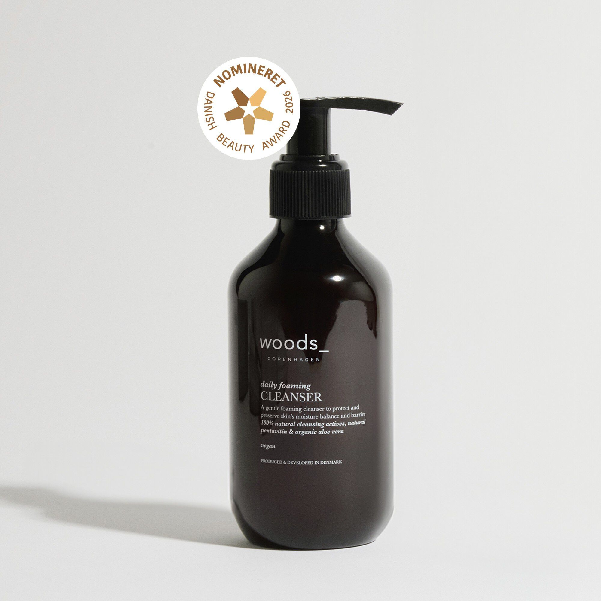DAILY FOAMING CLEANSER - 200ML