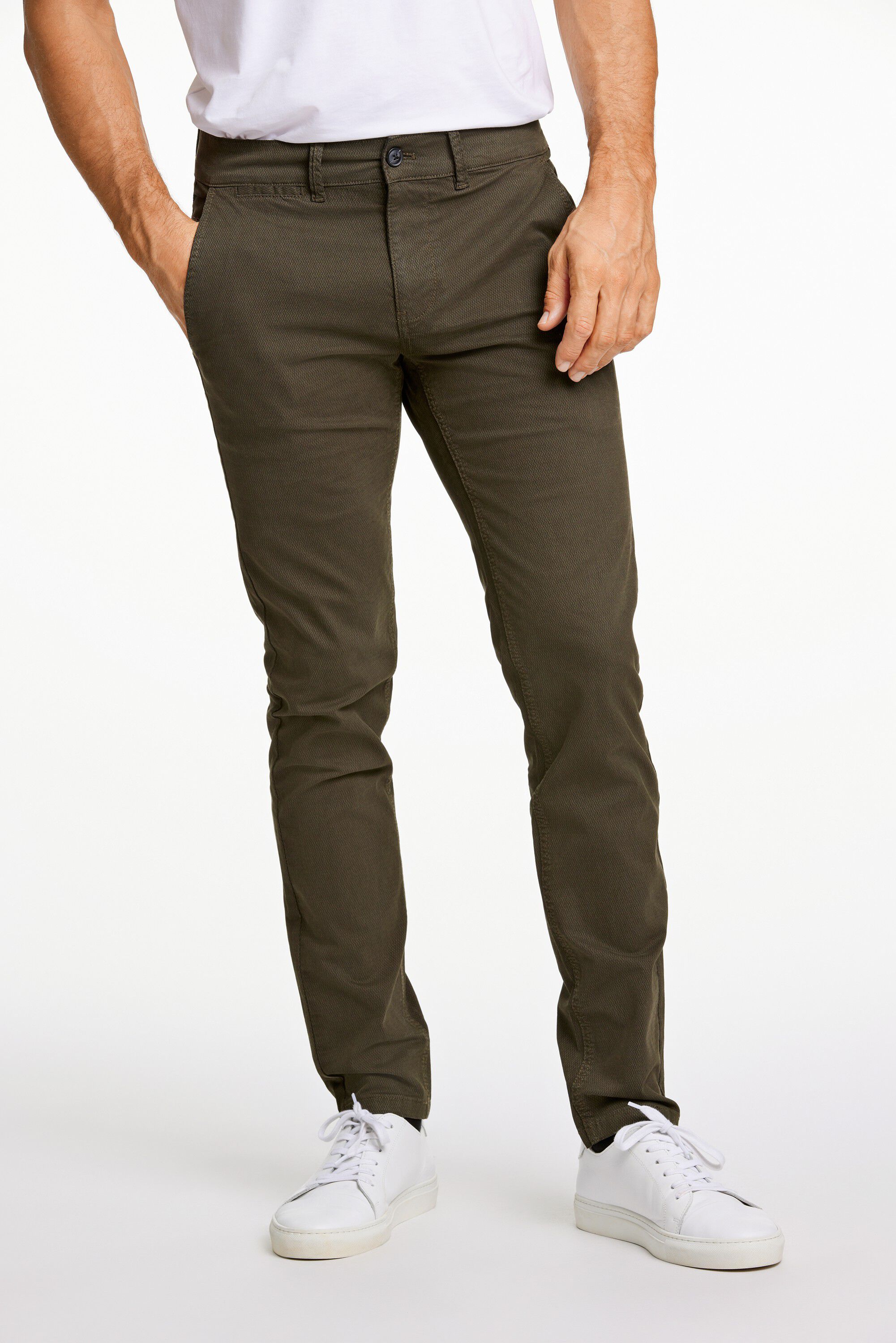 Structure superflex chinos