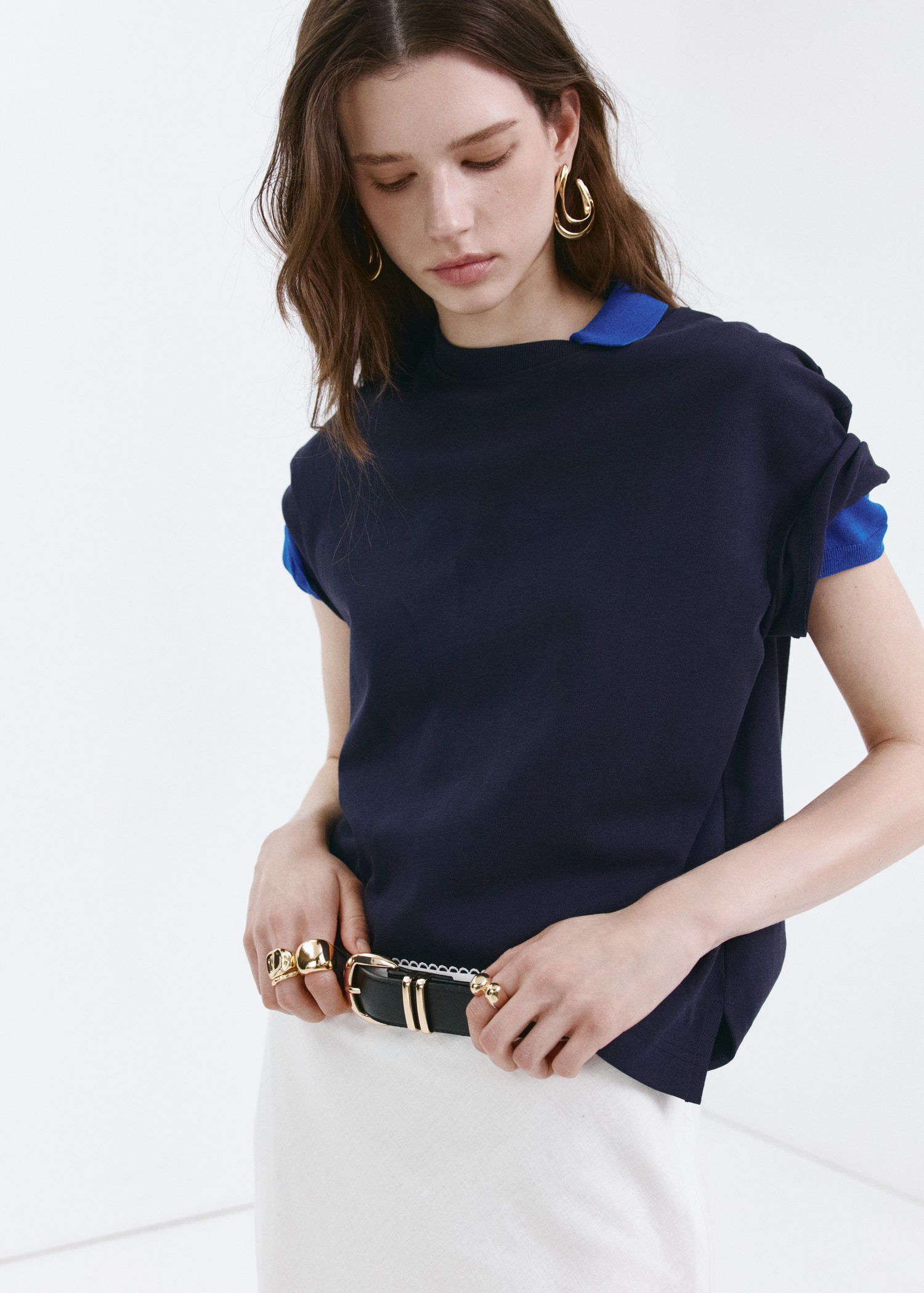 Irregular oval earrings