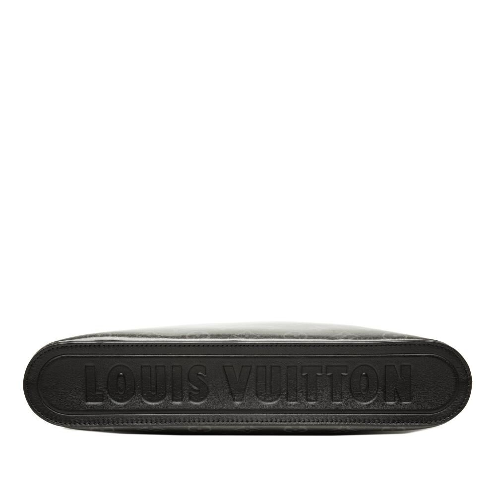 Louis Vuitton Clutch