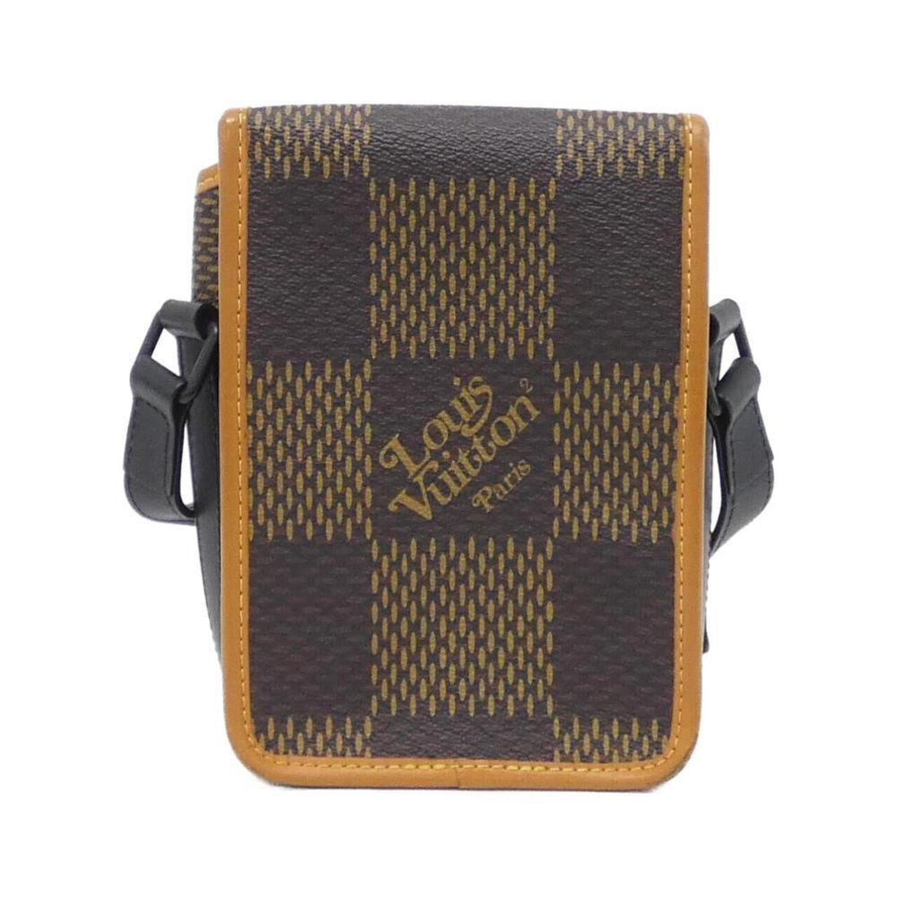 Louis Vuitton Shoulder Bags