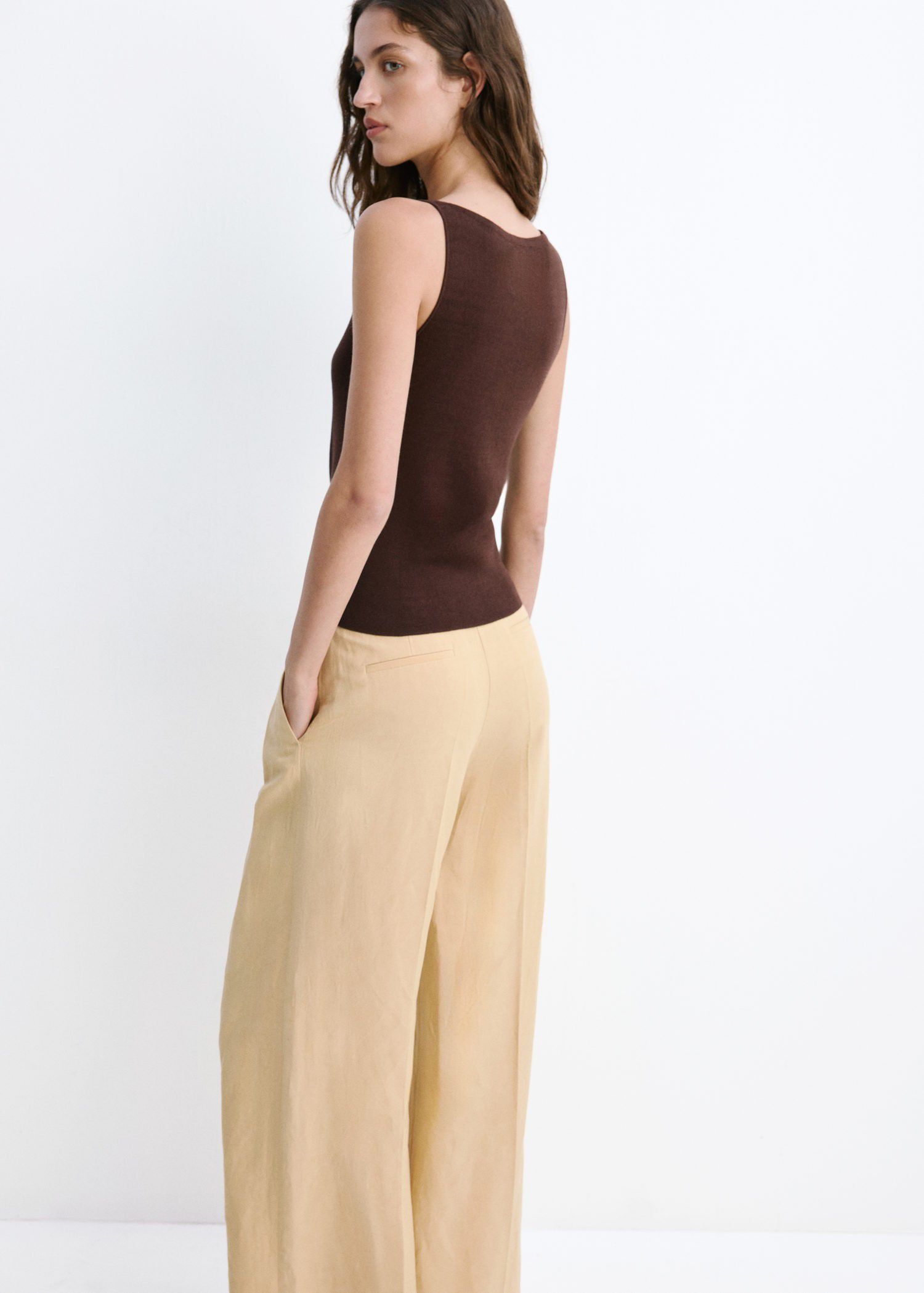 Fine knit boat neck top