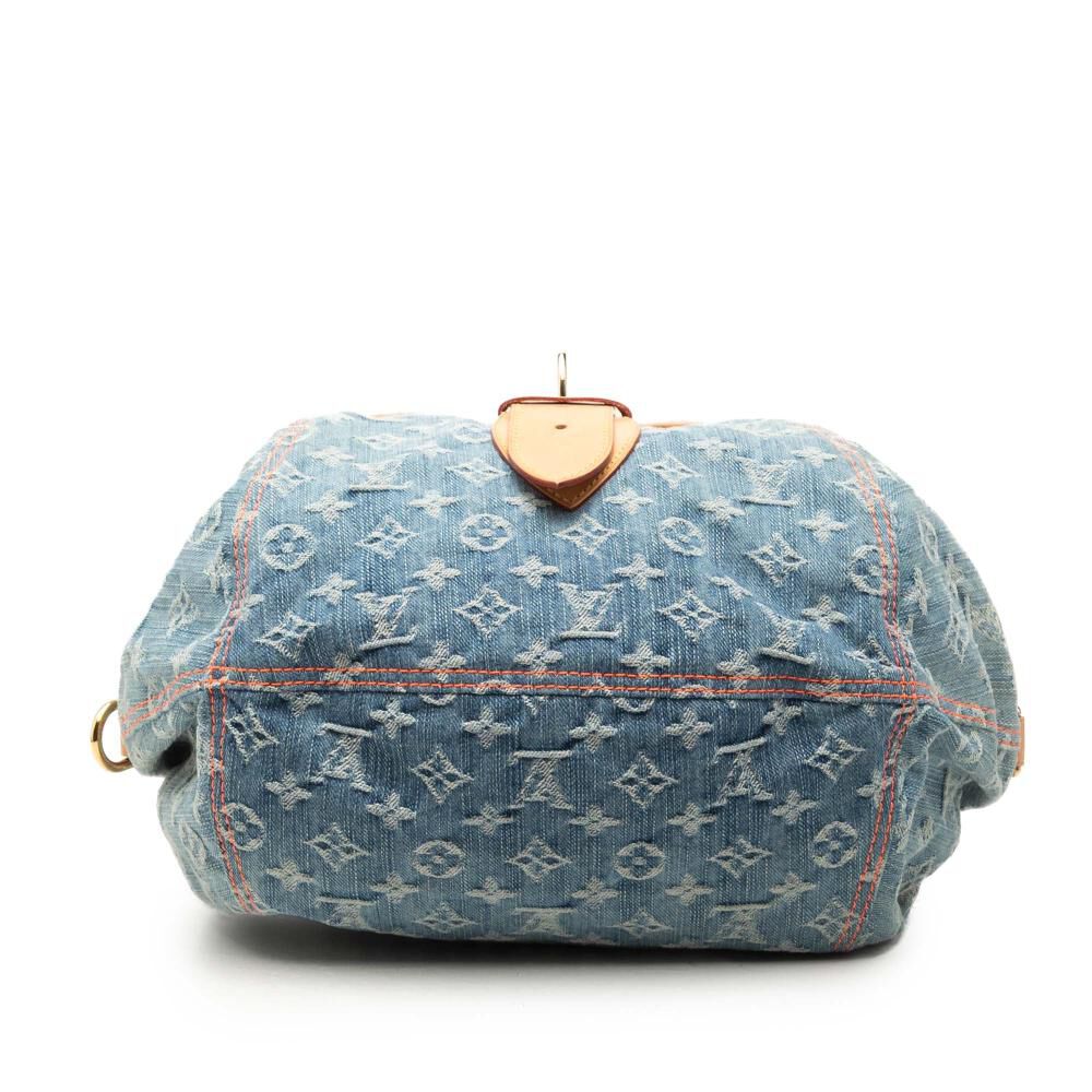 Louis Vuitton Shoulder Bags
