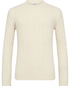 KNITWEAR