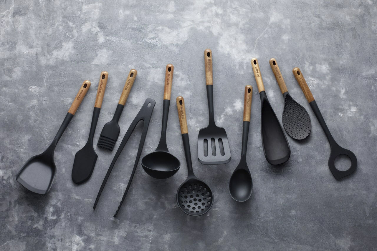 Degskrapa 30 Svart Sili