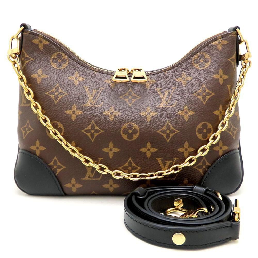 Louis Vuitton Shoulder Bags