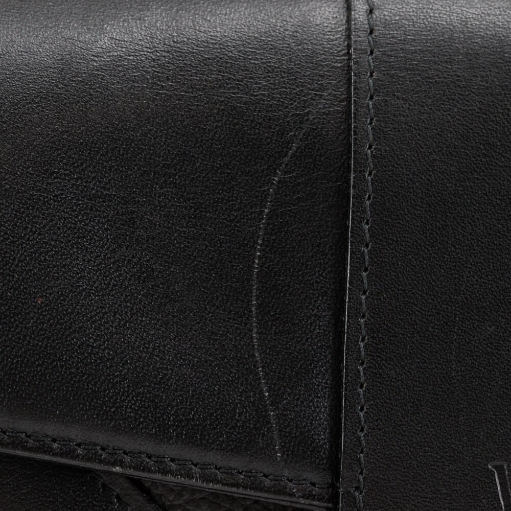 Yves Saint Laurent Shoulder Bag