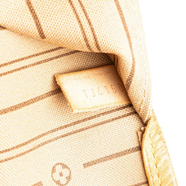 Louis Vuitton Neverfull