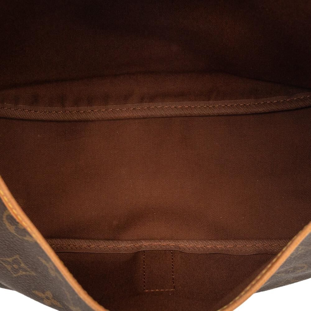 Louis Vuitton Saumur