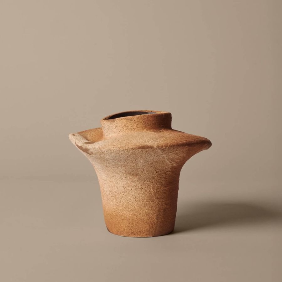 Evio Vase - H22 - Burnt Umber