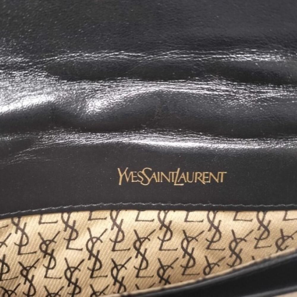 Yves Saint Laurent Clutch