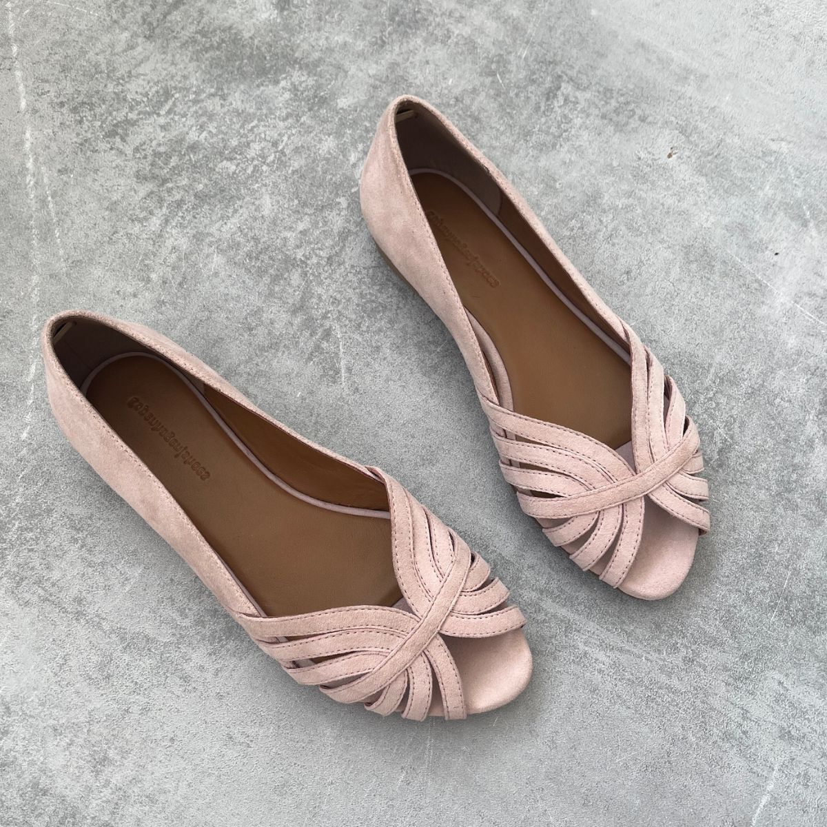 PASSIONATE SUEDE