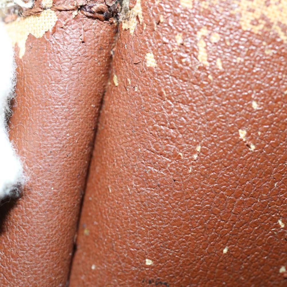 Louis Vuitton Poche Toilette