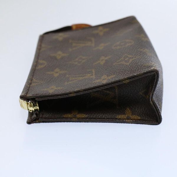 Louis Vuitton Poche Toilette