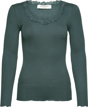 Silk t-shirt w/ lace