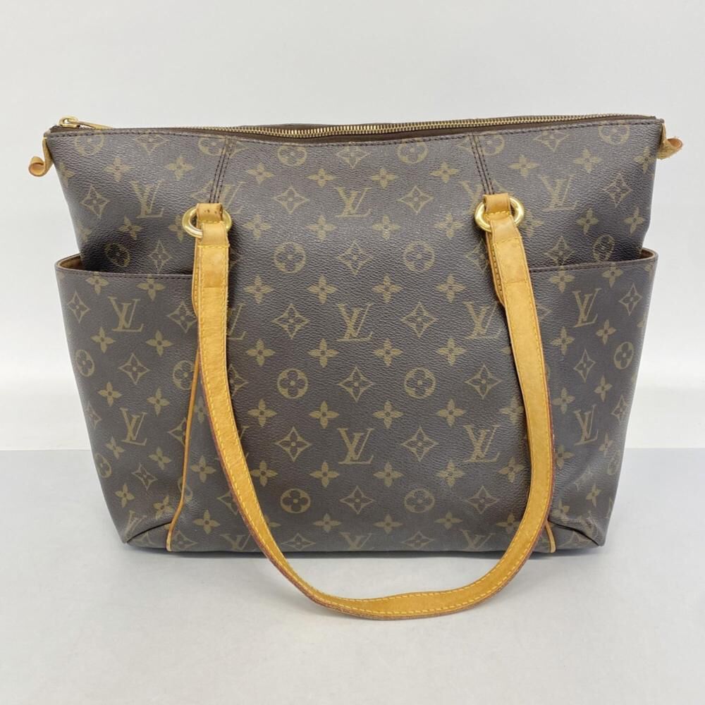 Louis Vuitton Totally