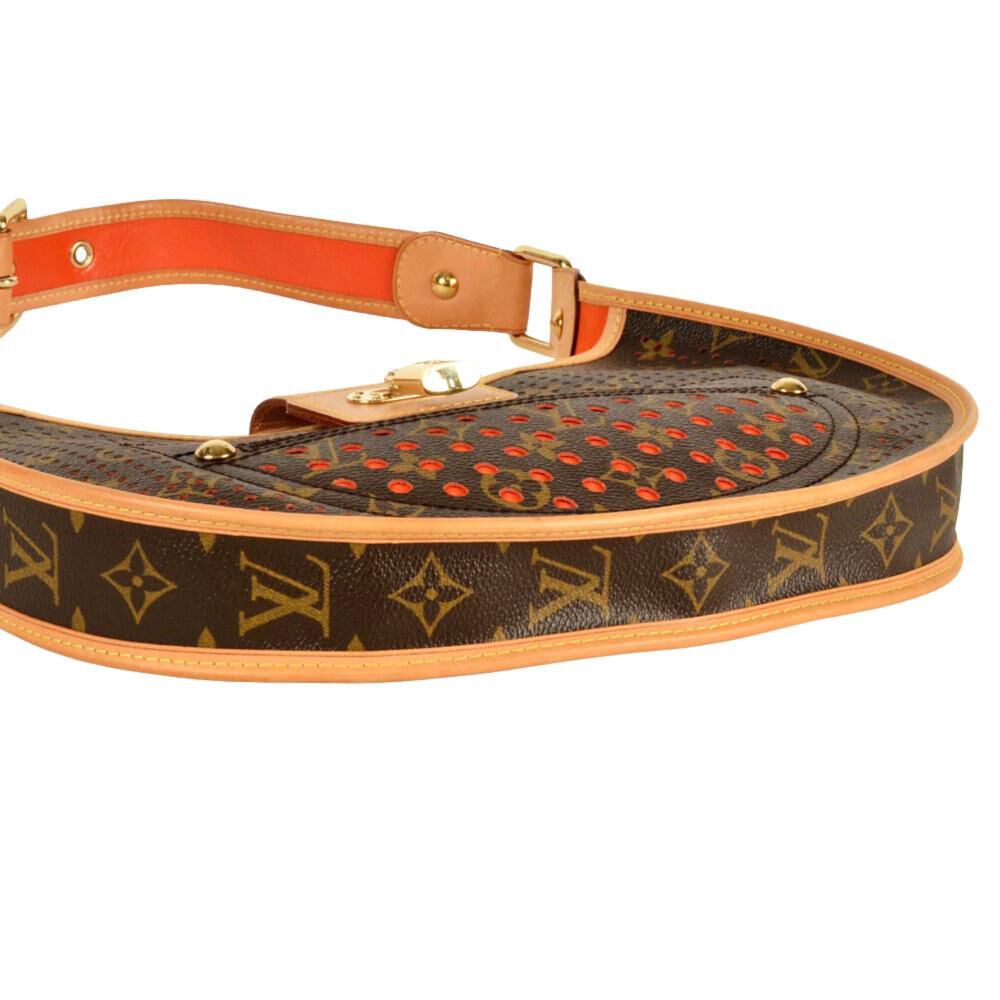 Louis Vuitton Shoulder Bags