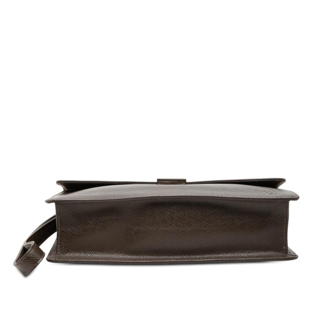 Louis Vuitton Clutch