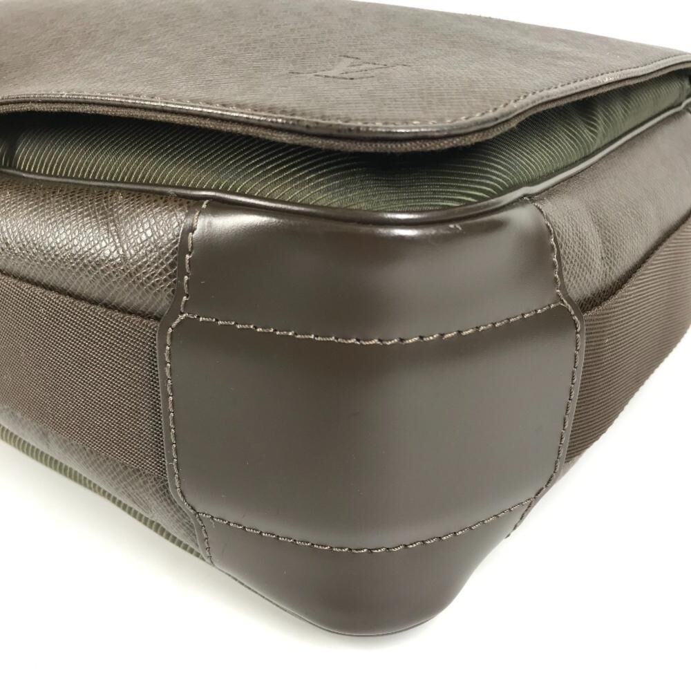 Louis Vuitton Crossbody Bag