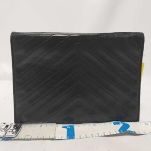 Yves Saint Laurent Clutch