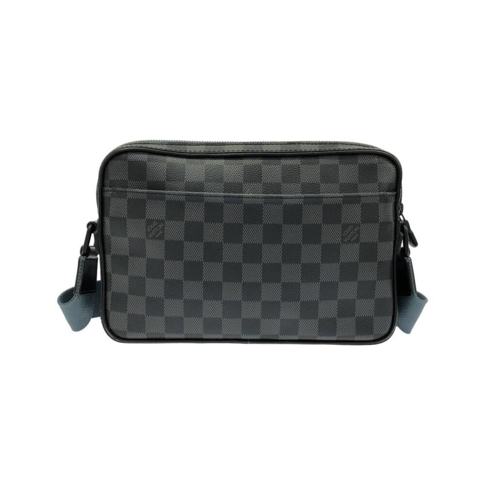 Louis Vuitton Shoulder Bags