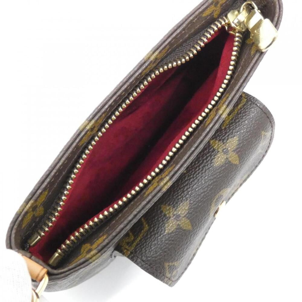 Louis Vuitton Clutch