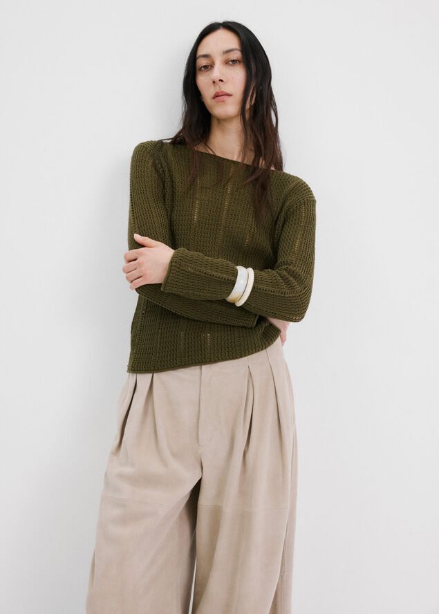 Knitted ribbed sweater