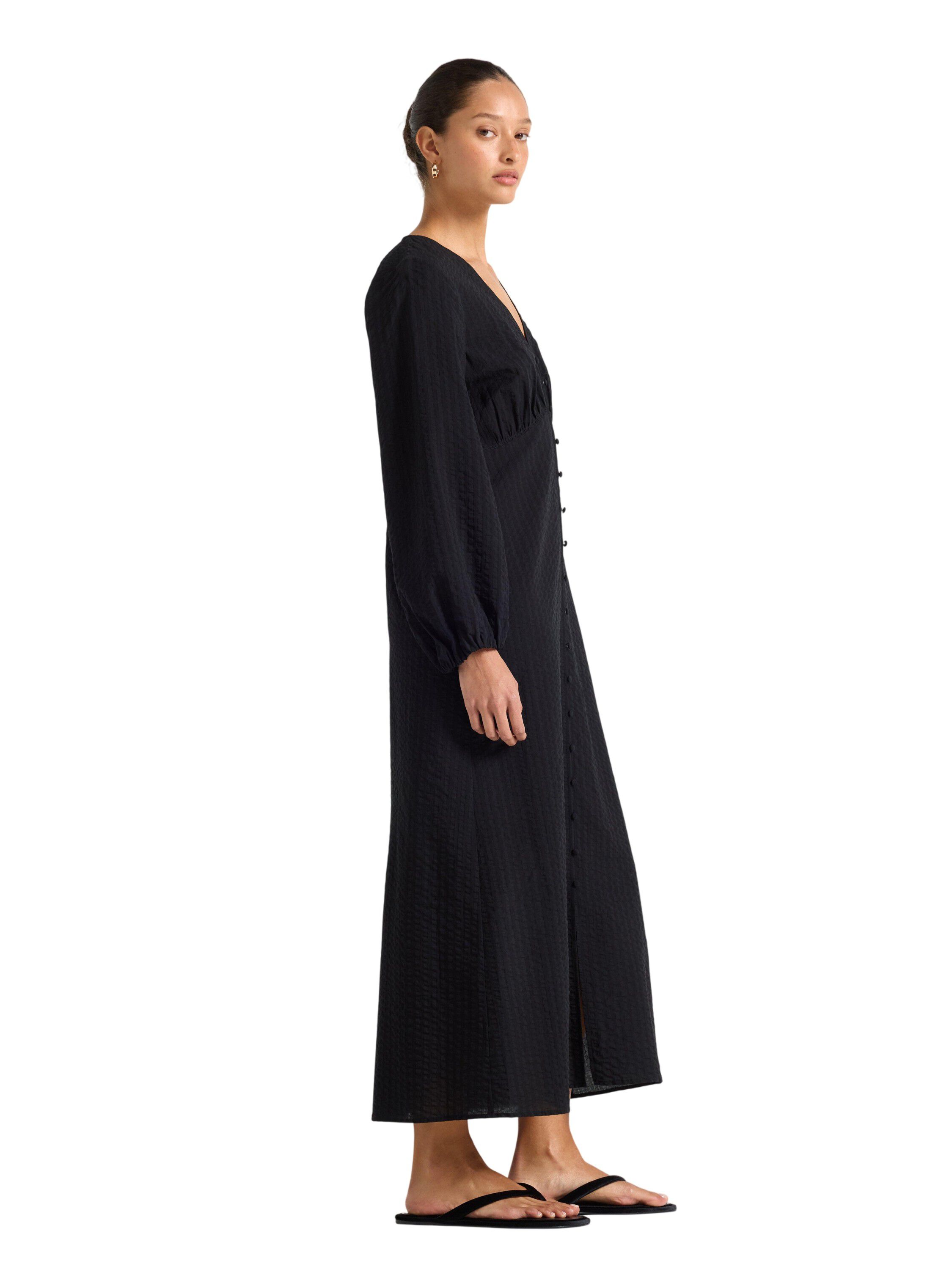 Midi dress in soft seersucker with