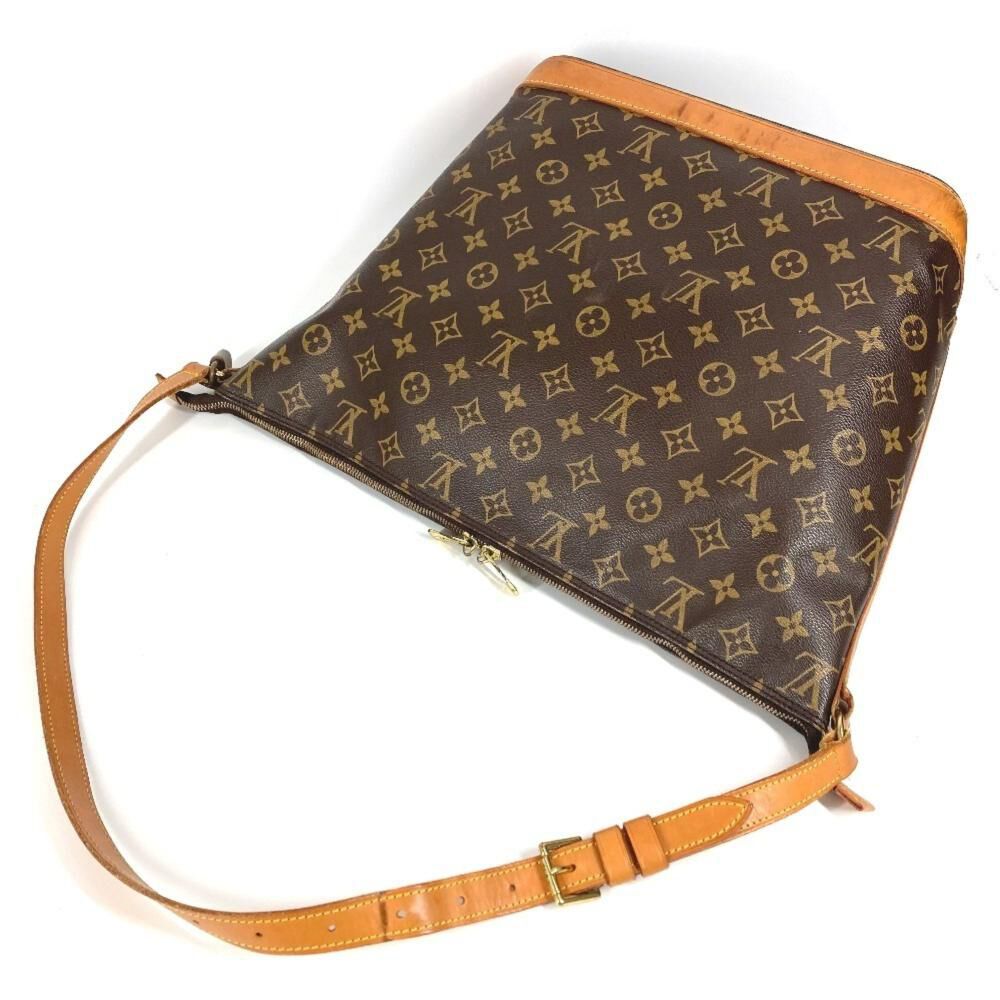 Louis Vuitton Shoulder Bags