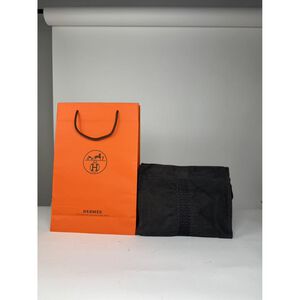 Herm&egrave;s Clutch